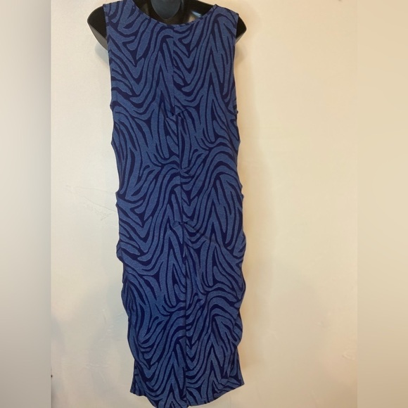 A Pea In The Pod Maternity~Two-Toned Blue Bodycon Midi Dress~Sleeveless~Size L - Picture 12 of 13